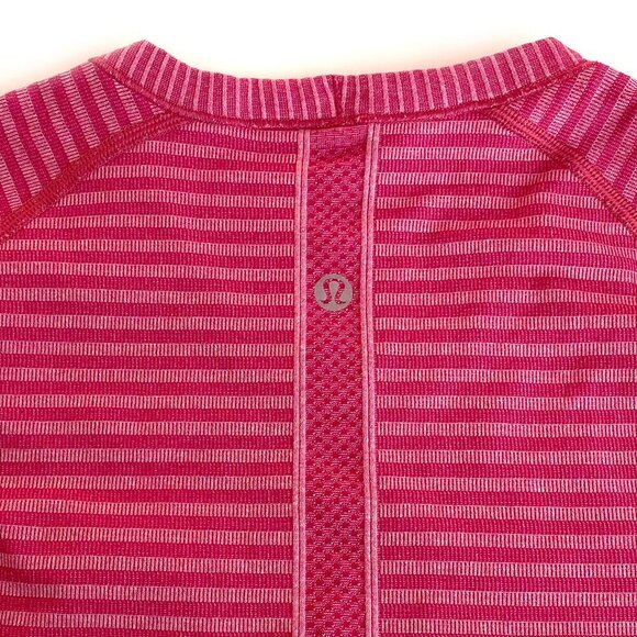 Lululemon Womens Swiftly Tech Short Sleeve Shirt Rare Design Striped - Picture 6 of 15